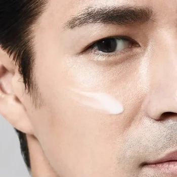 <span class="notranslate">SHISEIDO MEN</span> energizing moisturizer extra light fluid 100 ml