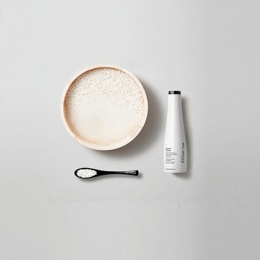 SHU UEMURA IZUMI TONIC strengthening shampoo system 300 ml