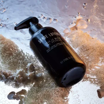 SERGE LUTENS DANS LE BLEU QUI PETILLE Hand and Body Cleansing Gel 240 ml