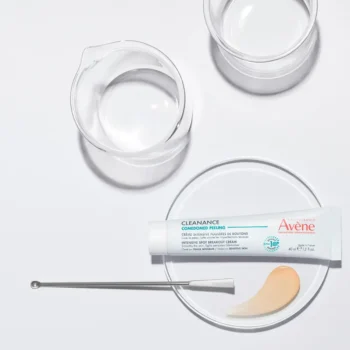 <span class="notranslate">AVENE CLEANANCE COMEDOMED</span> PEELING Intensive Spot Breakout Cream 40 ml