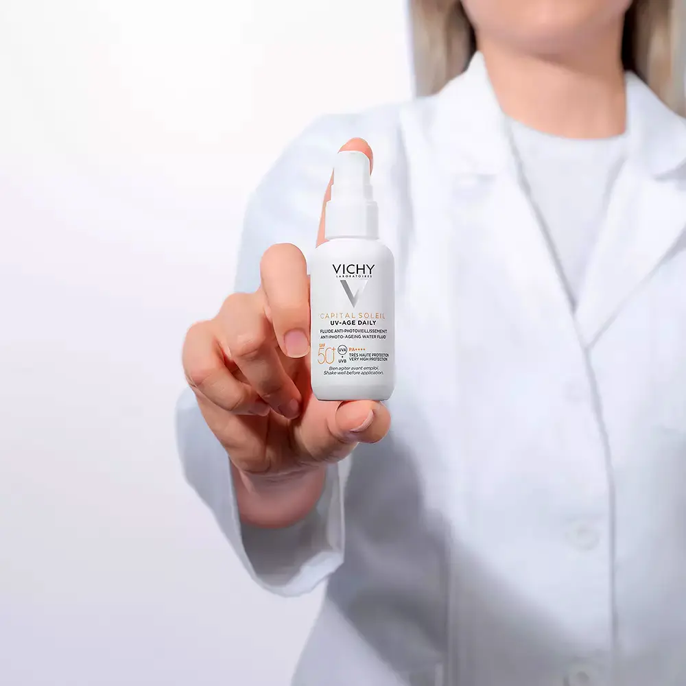 VICHY CAPITAL SOLEIL UV-AGE DAILY Anti-Photo-Aging-Wasserfluid SPF50+ 40 ml VICHY CAPITAL SOLEIL UV-AGE DAILY Anti-Photo-Aging-Wasserfluid SPF50+ 40 ml