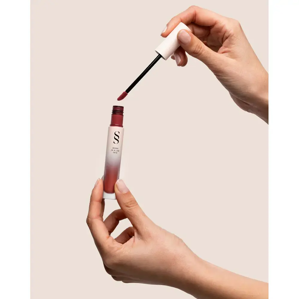 SENSILIS ETERNALIPS Rouge à lèvres liquide mat #06-Alejandro Rocha 4.5 ml SENSILIS ETERNALIPS Rouge à lèvres liquide mat #06-Alejandro Rocha 4.5 ml