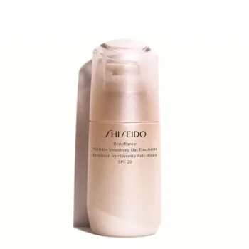 SHISEIDO BENEFIANCE WRINKLE SMOOTHING emulsione giorno SPF20 75 ml SHISEIDO BENEFIANCE WRINKLE SMOOTHING emulsione giorno SPF20 75 ml