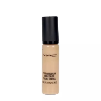 MAC PRO LONGWEAR concealer #NC30 MAC PRO LONGWEAR concealer #NC30