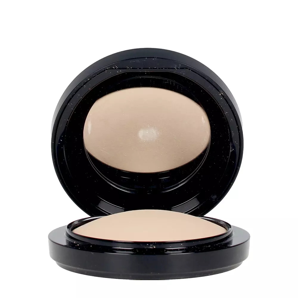 MAC MINERALIZE SKINFINISH natural powder #light plus MAC MINERALIZE SKINFINISH natural powder #light plus