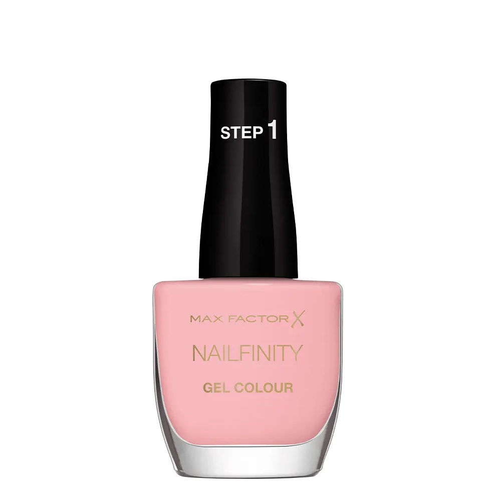 MAX FACTOR NAILFINITY #230, la protagonista femminile MAX FACTOR NAILFINITY #230, la protagonista femminile
