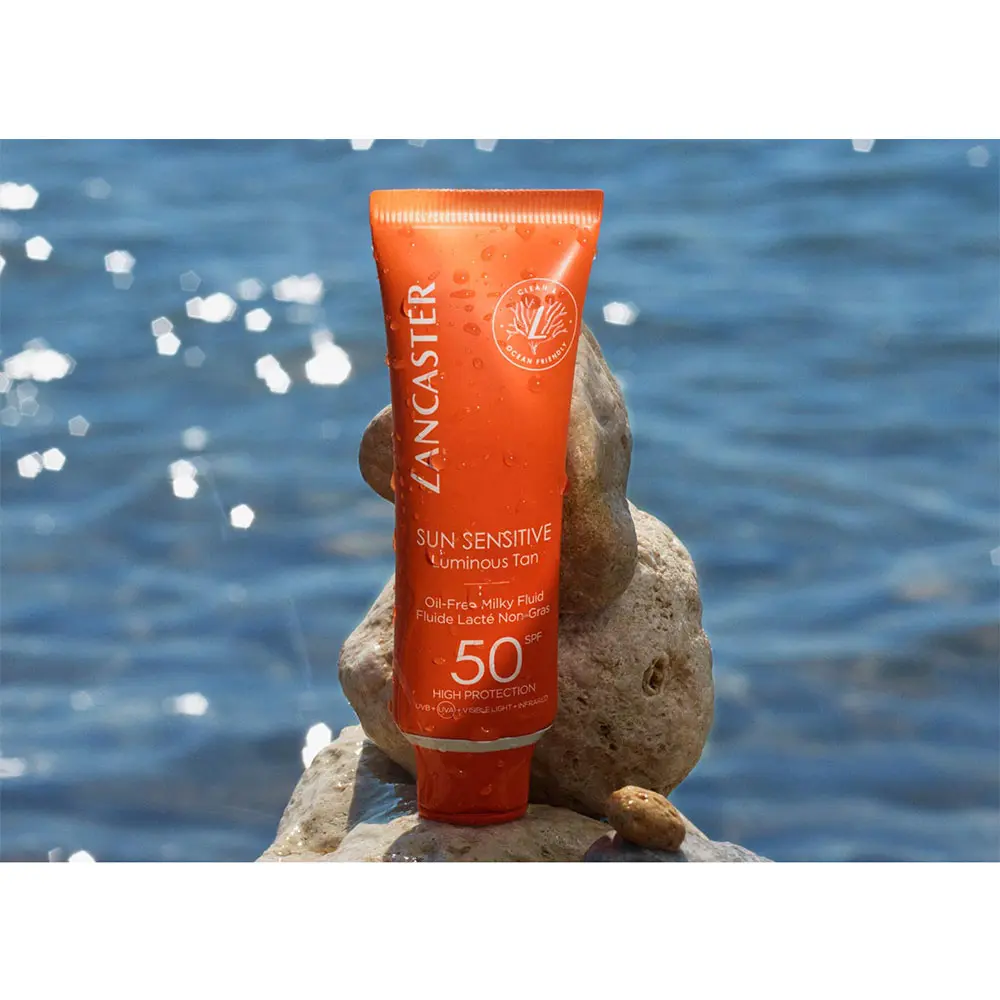 LANCASTER SUN SENSITIVE oil-free milky fluid SPF50 50 ml LANCASTER SUN SENSITIVE oil-free milky fluid SPF50 50 ml - Image 3