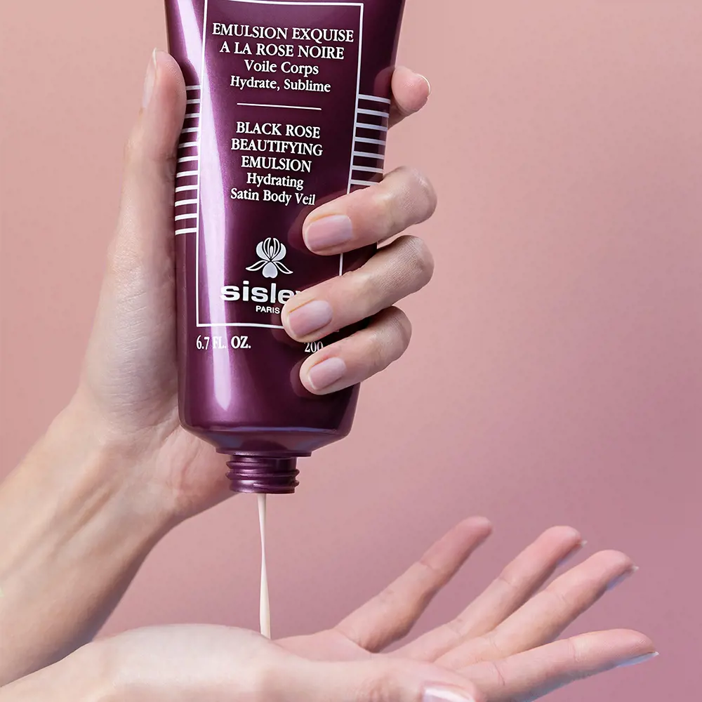 SISLEY EMULSION EXQUISE la rose noire 200 ml SISLEY EMULSION EXQUISE la rose noire 200 ml - Image 4