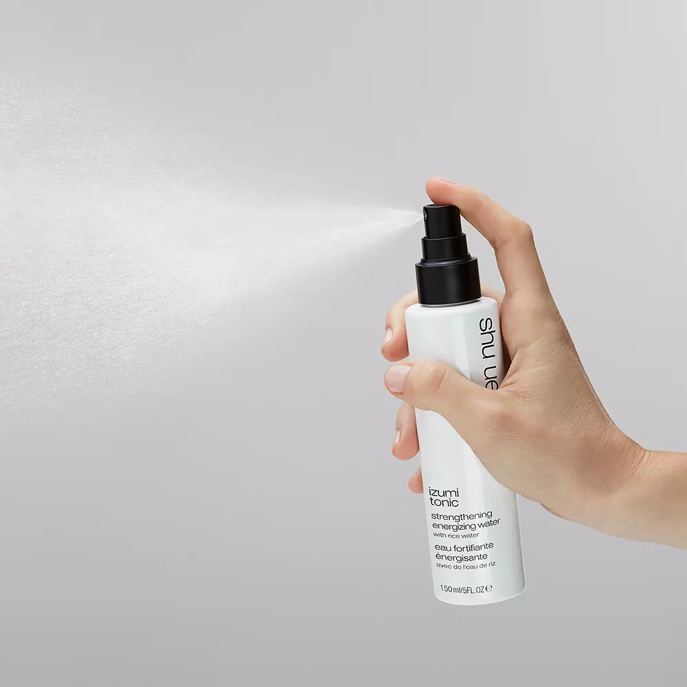 SHU UEMURA IZUMI TONIC strengthening energizing water 150 ml SHU UEMURA IZUMI TONIC strengthening energizing water 150 ml