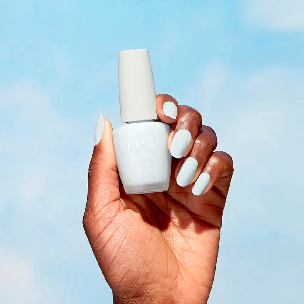 OPI NATURE STRONG nail lacquer #Raindrop Expectations