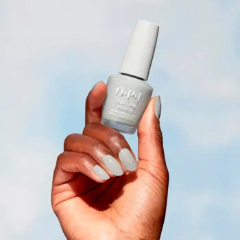OPI NATURE STRONG nail lacquer #Dawn of a New Gray