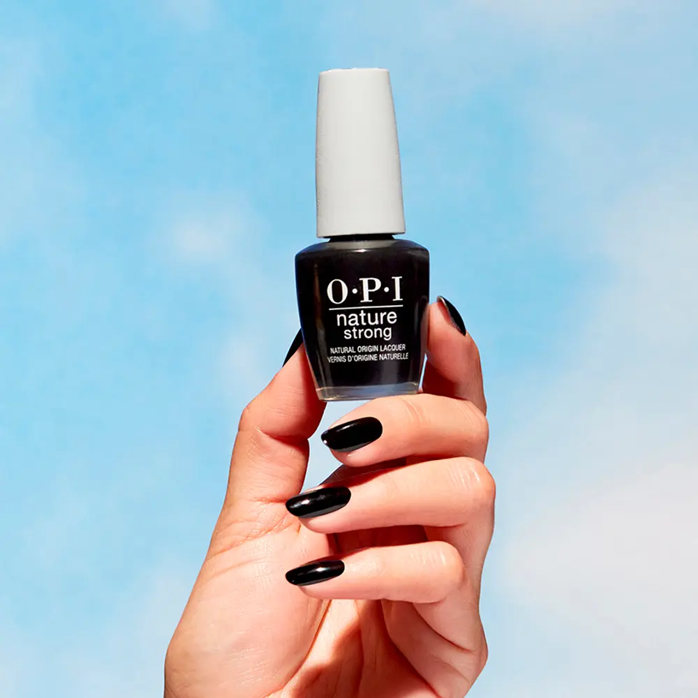 OPI NATURE STRONG nail lacquer #Onyx Skies
