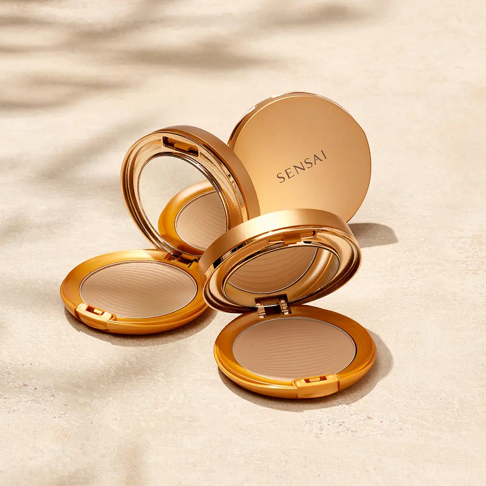 SENSAI SENSAI SILKY BRONZE sun protective compact #F20-light SENSAI SENSAI SILKY BRONZE sun protective compact #F20-light - Image 3