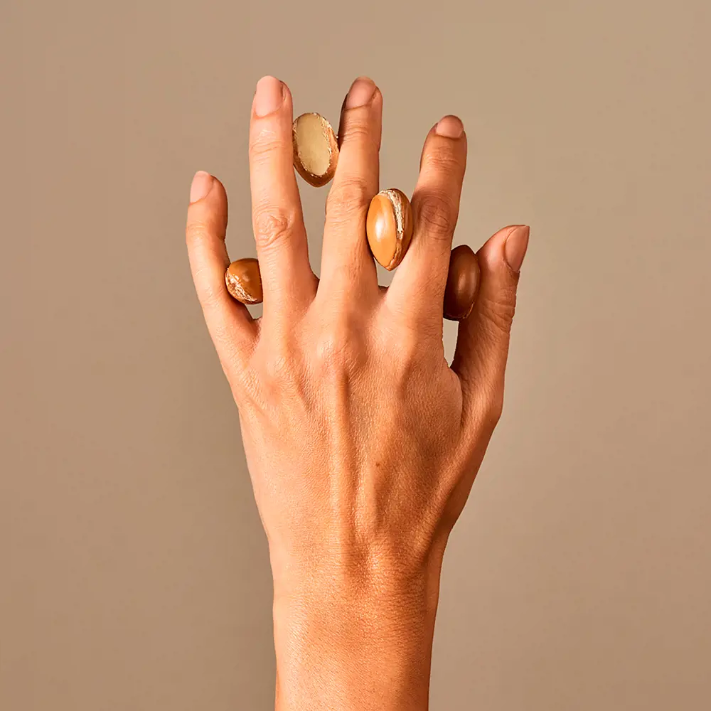 IROHA ARGAN & MACADAMIA nourishing hand mask 1 u IROHA ARGAN & MACADAMIA nourishing hand mask 1 u - Image 4