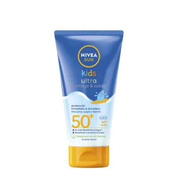 NIVEA SUN PROTECTS & CARE KIDS ULTRA SPF50 150 ml