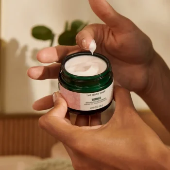 <span class="notranslate">THE BODY SHOP VITAMIN E</span> moisture cream 50 ml
