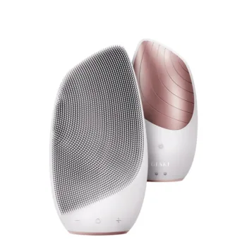 <span class="notranslate">GESKE SMART APP GUIDED</span> 6-in-1 sonic facial brush #white 1 u