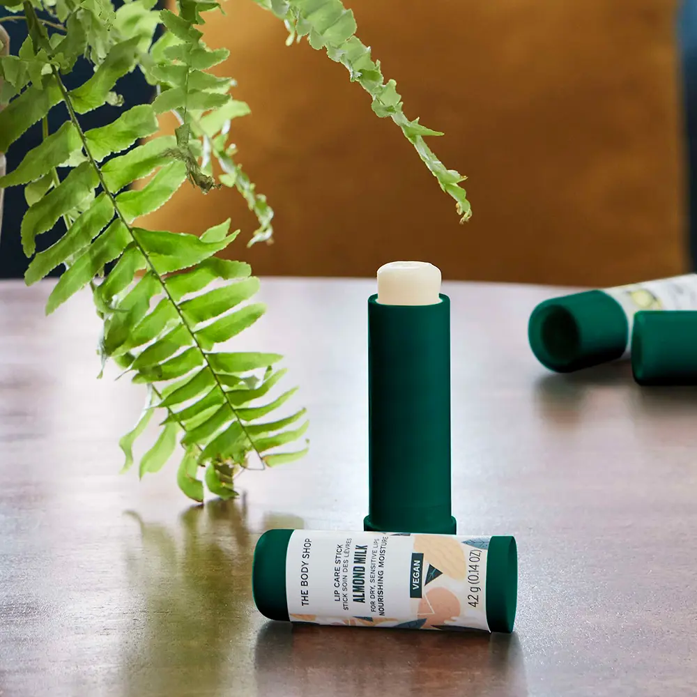 THE BODY SHOP ALMOND MILK lipstick 4.2 gr