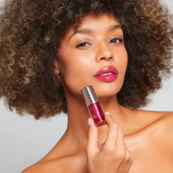 GOSH LIP GLAZE lip gloss #002-Wild Berry 5.50 ml