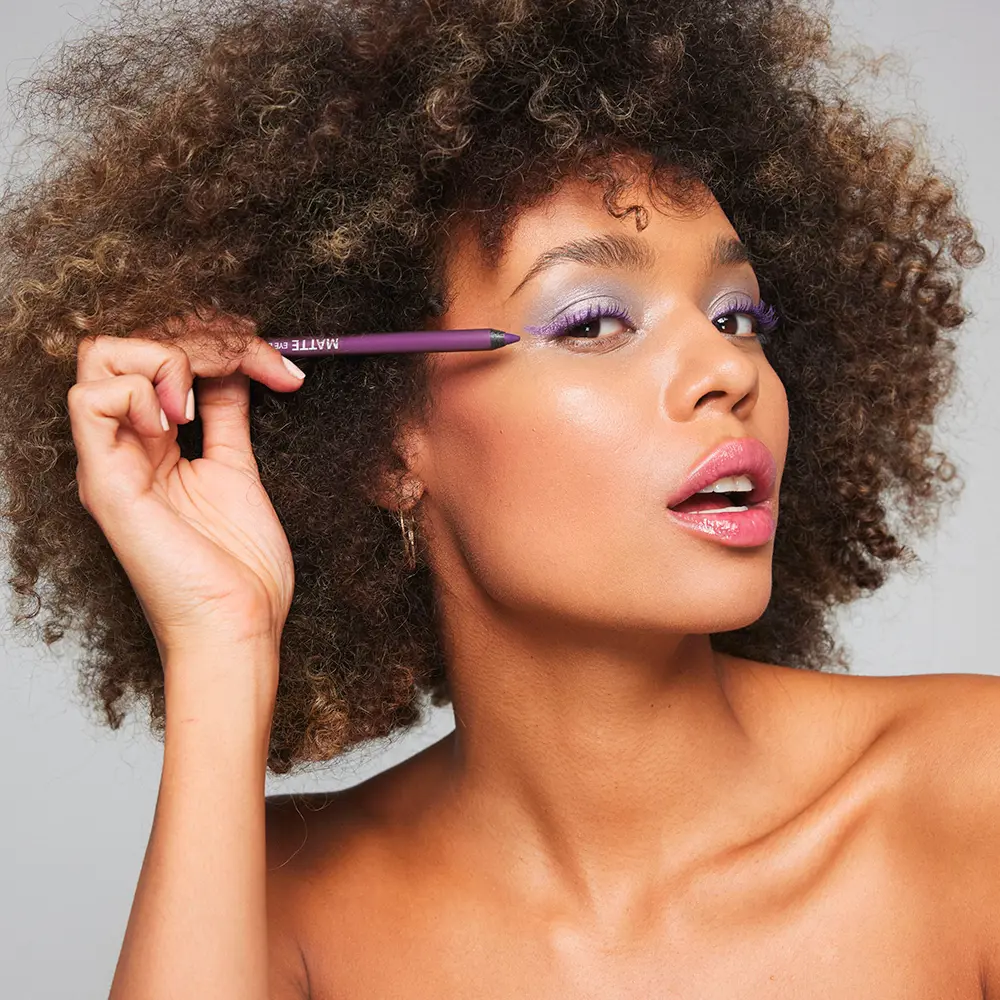 GOSH MATTE eyeliner pencil #019-dusty violet 1.20 gr GOSH MATTE eyeliner pencil #019-dusty violet 1.20 gr - Image 3