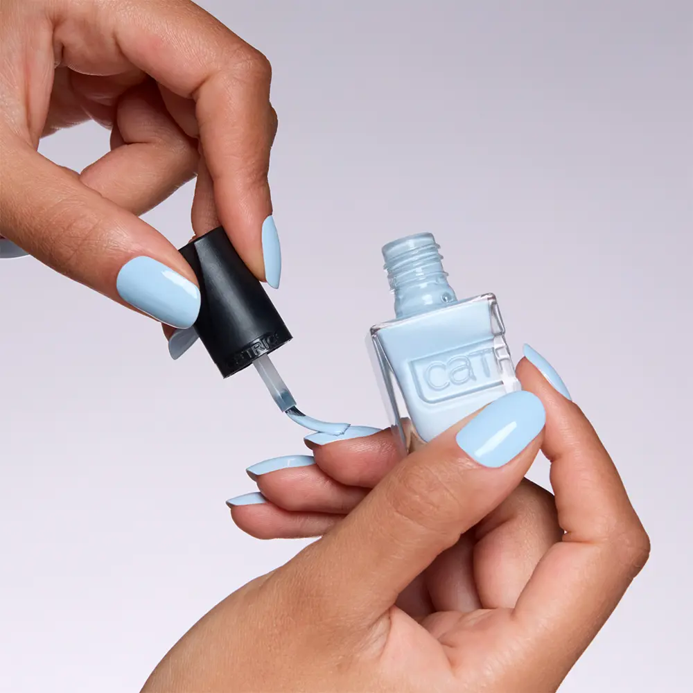 CATRICE GEL AFFAIR nail polish #029-Blue You A Kiss 10.5 ml CATRICE GEL AFFAIR nail polish #029-Blue You A Kiss 10.5 ml - Image 3