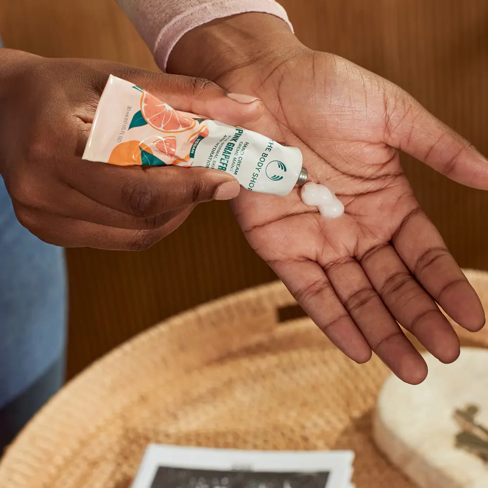 THE BODY SHOP POMPELMO ROSA crema de manos 30 ml THE BODY SHOP POMPELMO ROSA crema de manos 30 ml