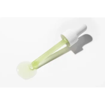 <span class="notranslate">SKIN GENERICS ID SKIN</span> identity matcha tea radiance boosting serum 30 ml