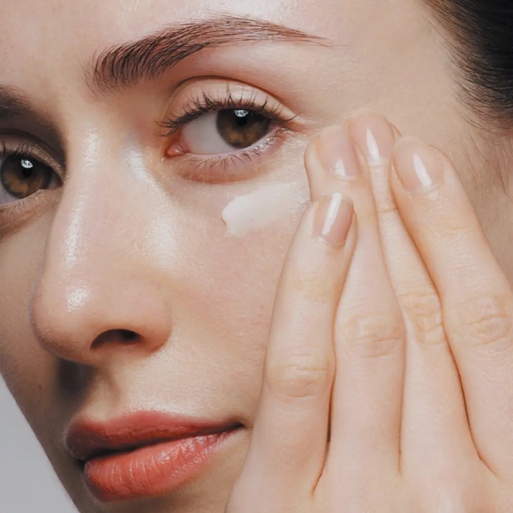 <span class="notranslate">SHISEIDO FUTURE SOLUTION LX</span> eye and lip contour regenerating cream 17 ml