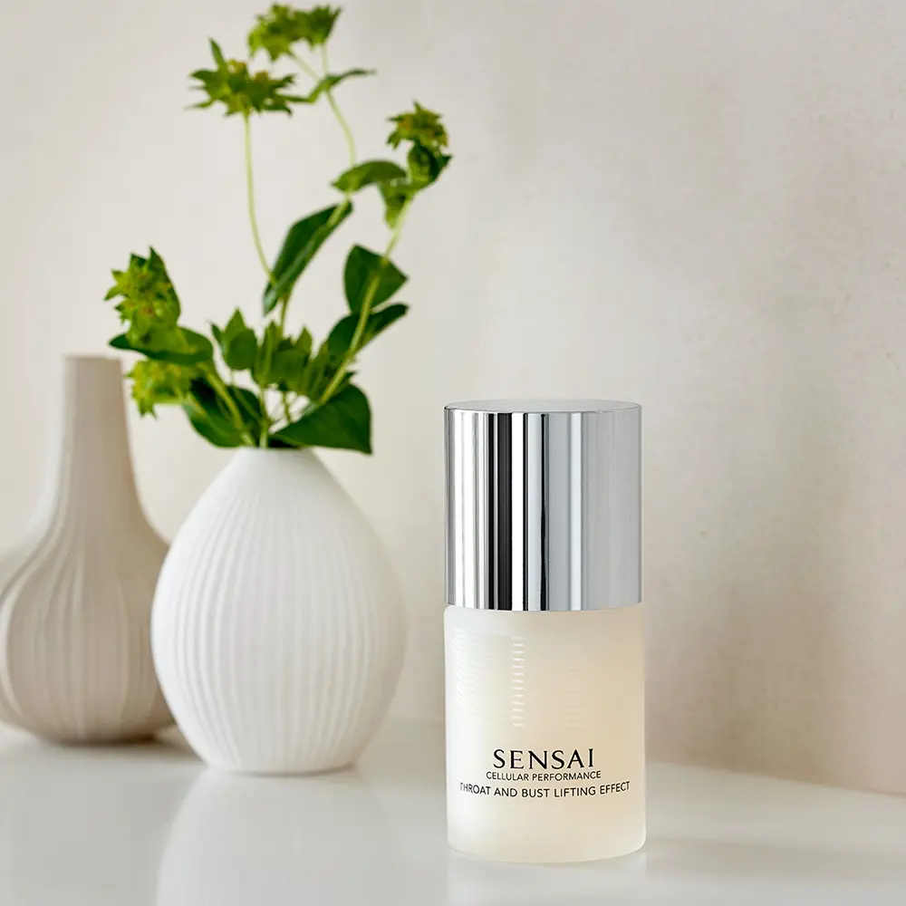 SENSAI CELLULAR PERFORMANCE throat&bust lifting effect 100 ml
