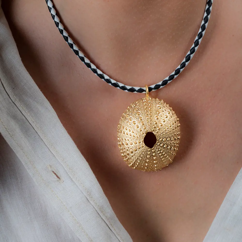 SHABAMA TRENC LUXE BLACK & WHITE necklace #shiny gold 1 u SHABAMA TRENC LUXE BLACK & WHITE necklace #shiny gold 1 u - Image 3