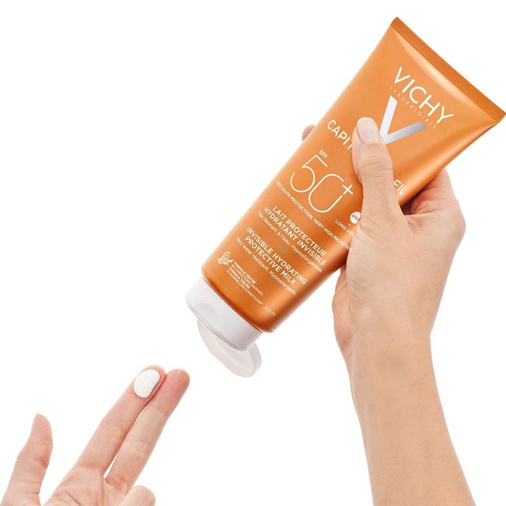 VICHY CAPITAL SOLEIL Invisible Moisturizing Milk for Families SPF50+ 150 ml
