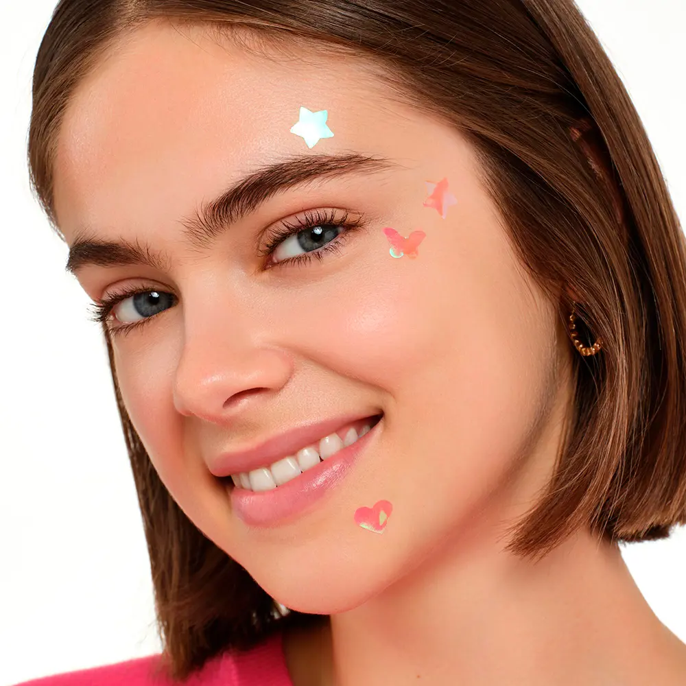 ESSENCE Cerotti anti-acne SPOT SQUAD HOLO, 1 confezione ESSENCE Cerotti anti-acne SPOT SQUAD HOLO, 1 confezione - Immagine 4