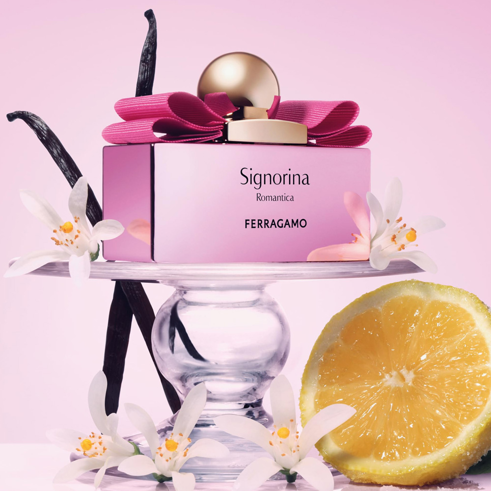 <span class="notranslate">SALVATORE FERRAGAMO SIGNORINA ROMANTICA</span> eau de parfum 100 ml