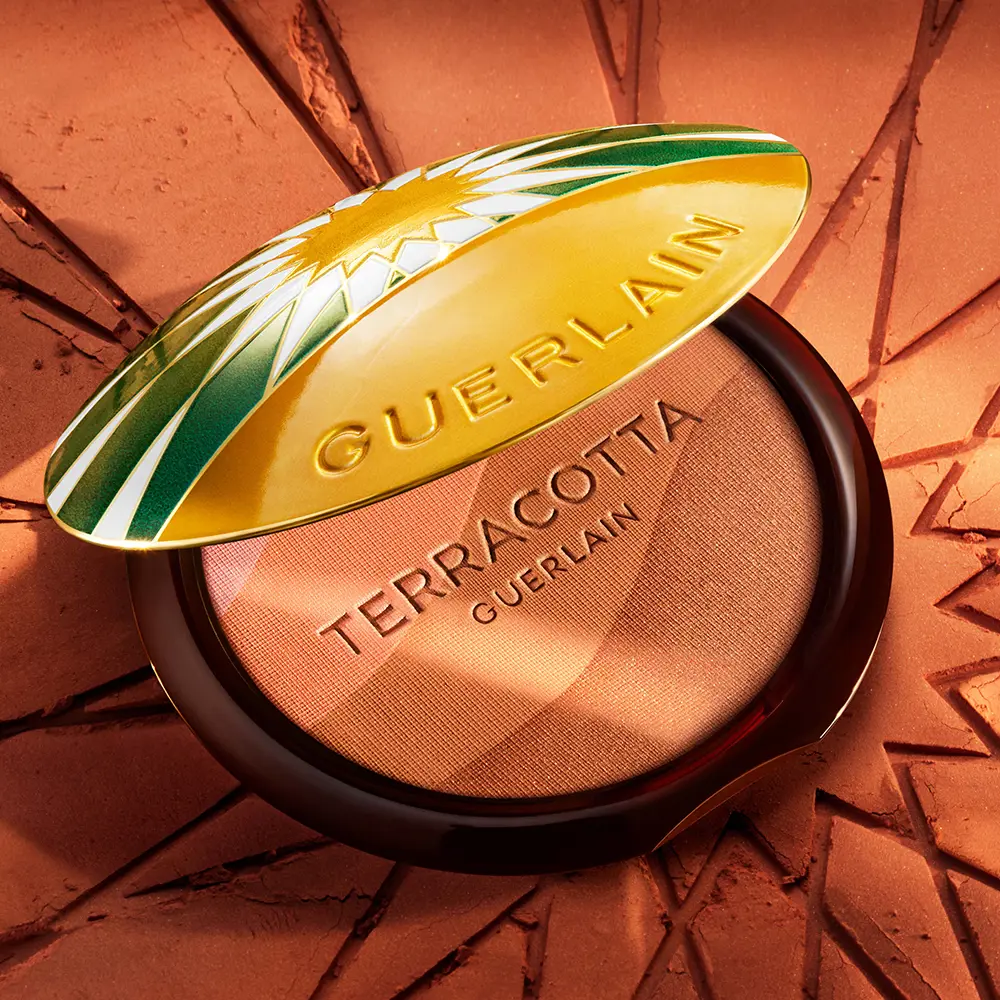 GUERLAIN TERRACOTTA LIGHT SUMMER light bronzing powder limited edition 10g GUERLAIN TERRACOTTA LIGHT SUMMER light bronzing powder limited edition 10g - Image 3